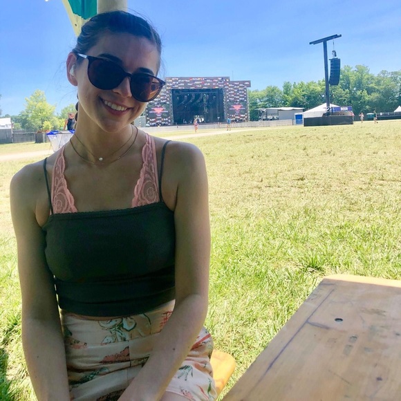 SOLD: A&F ribbed crop top - Picture 6 of 7